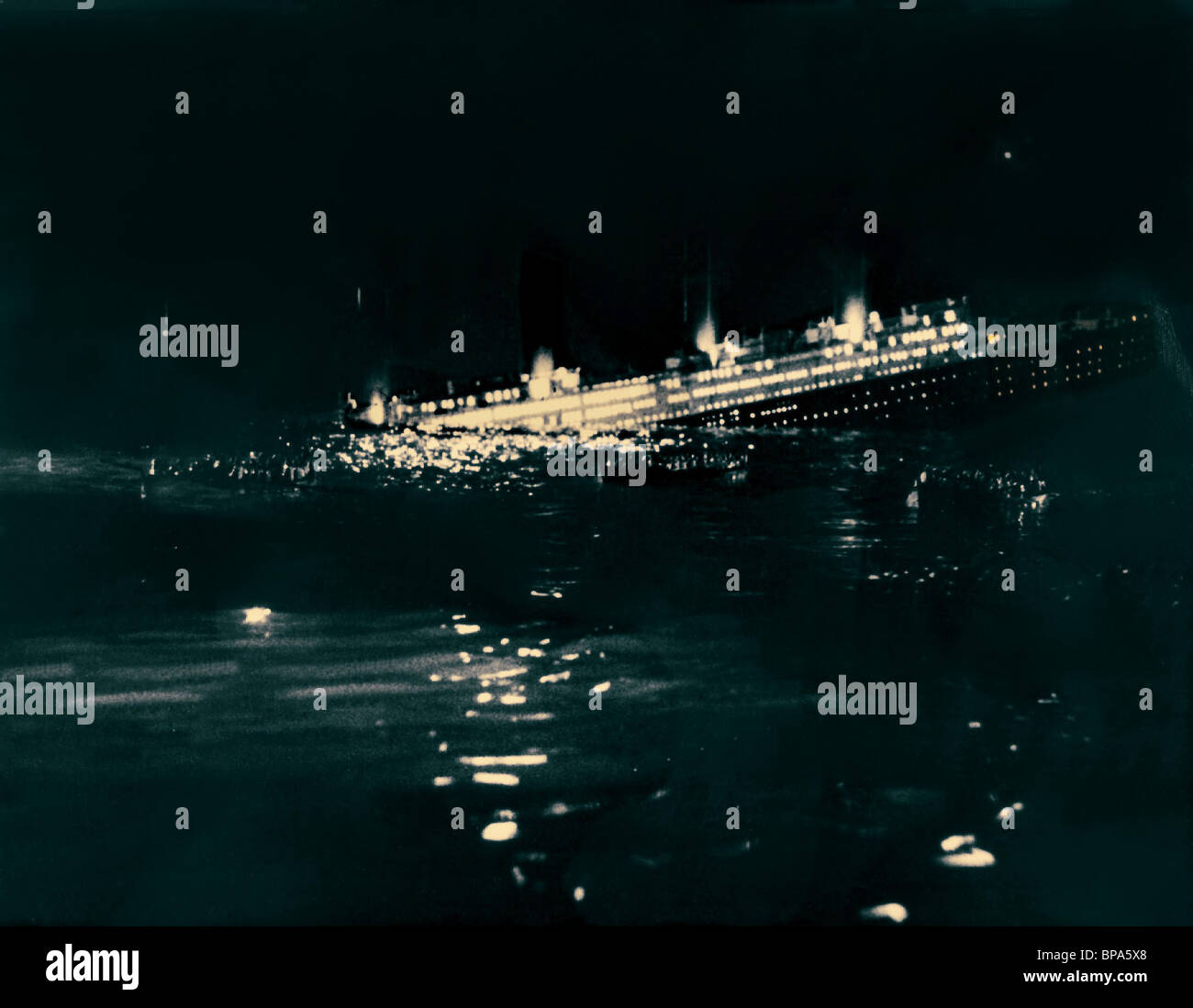 Titanic Sinking Film Stock Photos Titanic Sinking Film