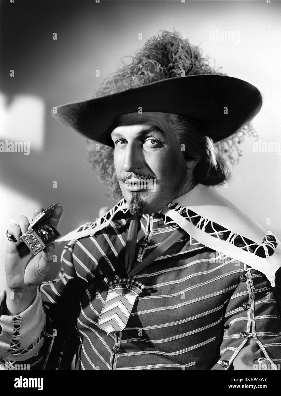 VINCENT PRICE THE THREE MUSKETEERS (1948) Stock Photo