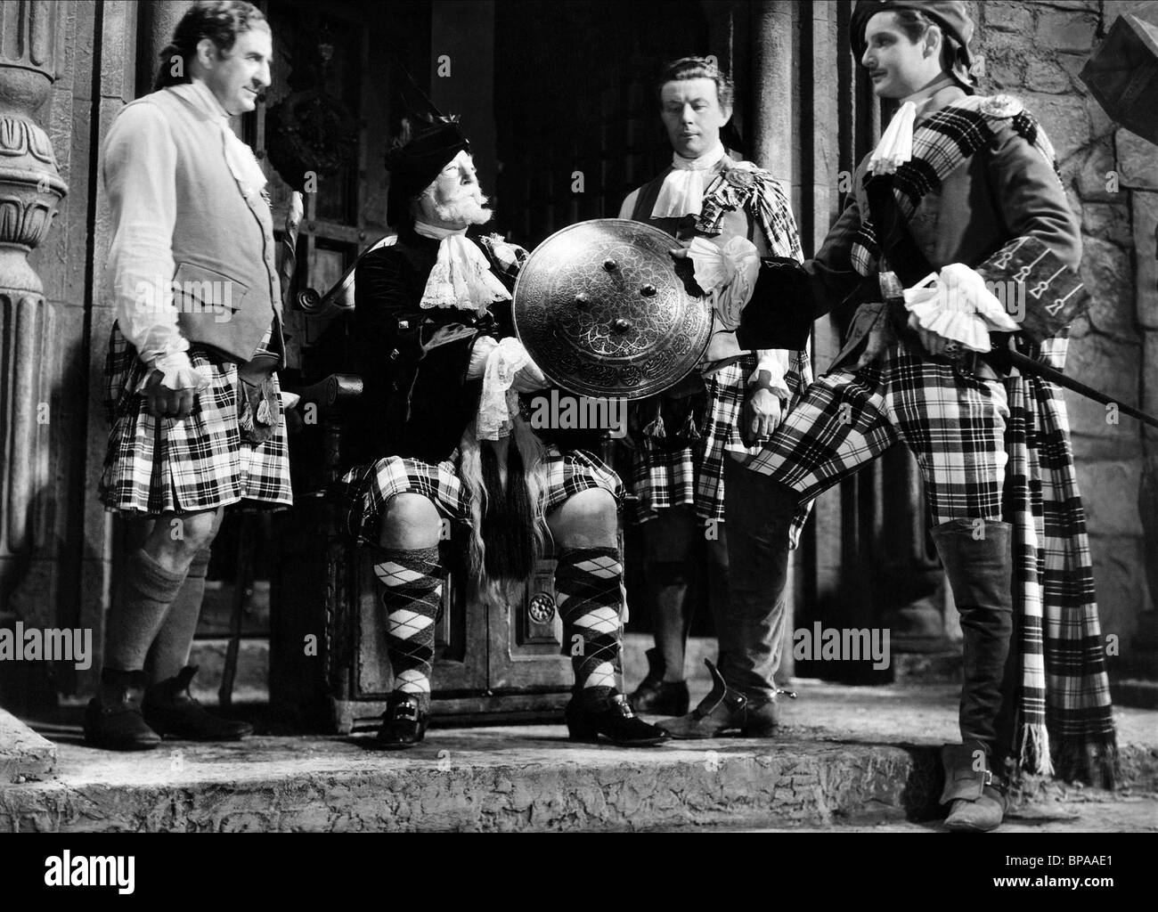 ROBERT DONAT THE GHOST GOES WEST (1935) Stock Photo