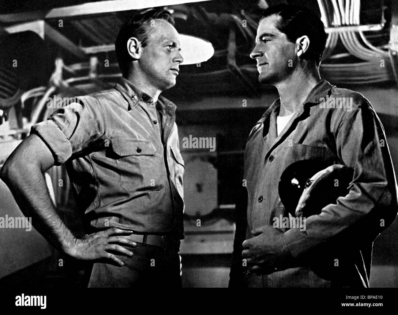 RICHARD WIDMARK, DANA ANDREWS, THE FROGMEN, 1951 Stock Photo - Alamy