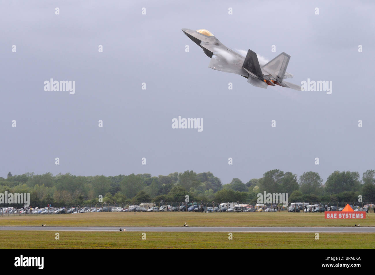 United States Air Force Lockheed Martin F-22A Raptor Registration AF 06 126 takes off for its display rehearsal at the 2010 RIAT Stock Photo