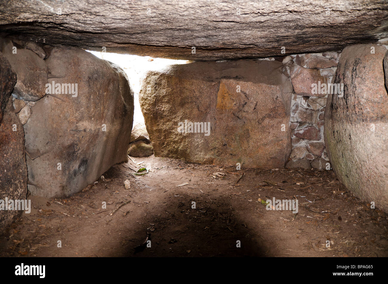 Reconstructed megalithic tomb Kleinenkneten I, chamber Stock Photo