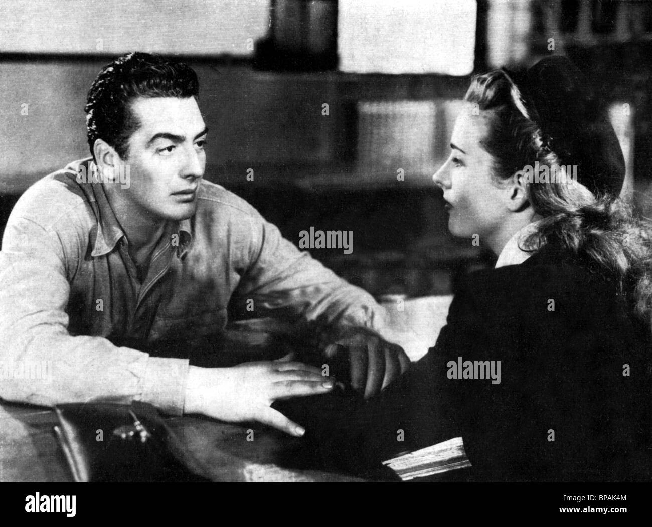 VICTOR MATURE, COLEEN GRAY, KISS OF DEATH, 1947 Stock Photo