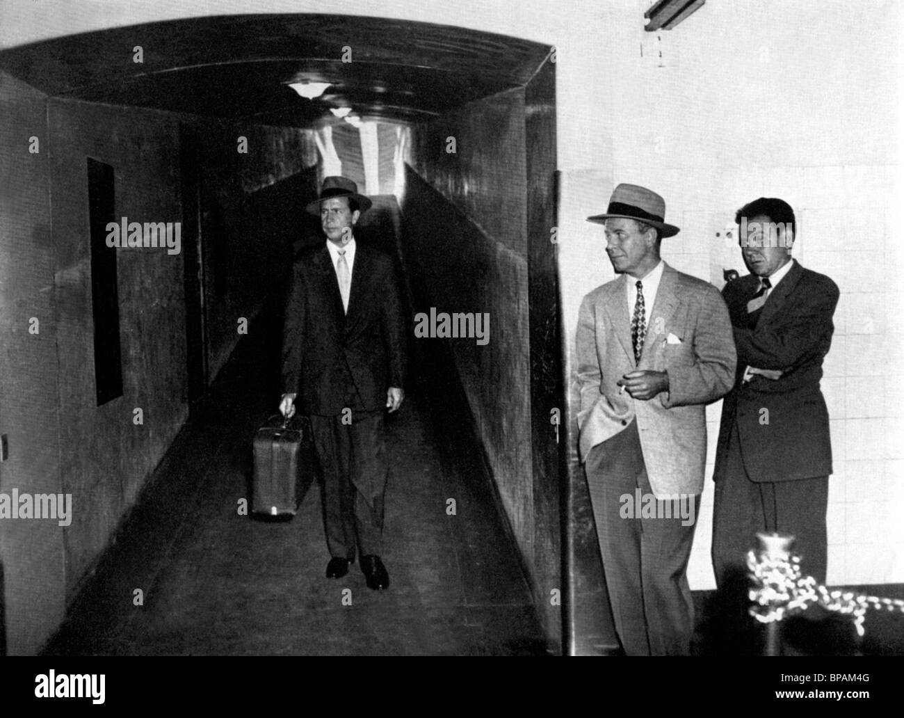 DICK POWELL CRY DANGER (1951 Stock Photo - Alamy