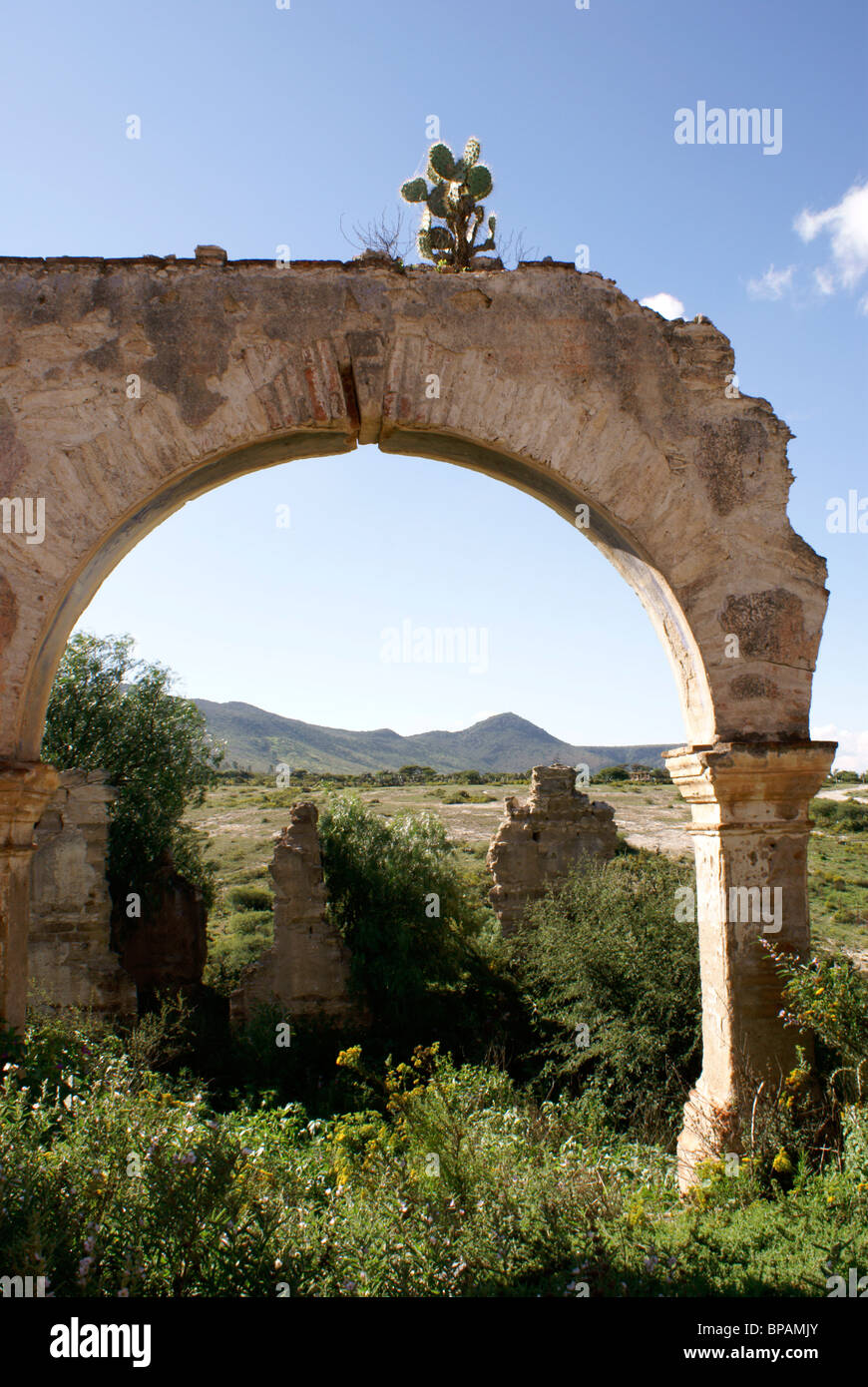 Mine ruins and landscape in the 19th century mining town of Mineral de Pozos, Guanajuato state, Mexico Stock Photo