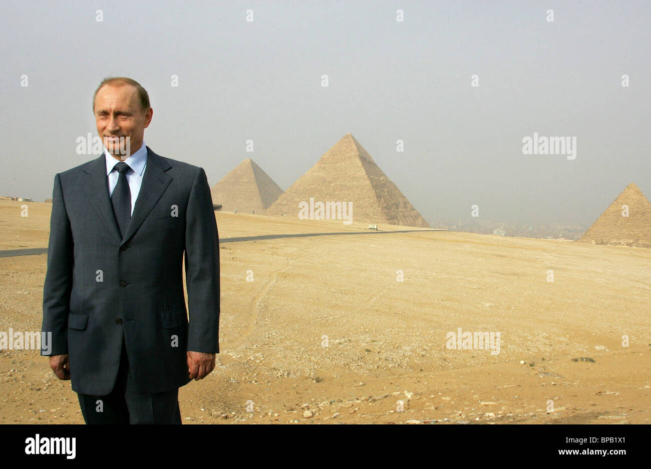 russian-presidents-visit-to-egypt-goes-on-BPB1X1.jpg