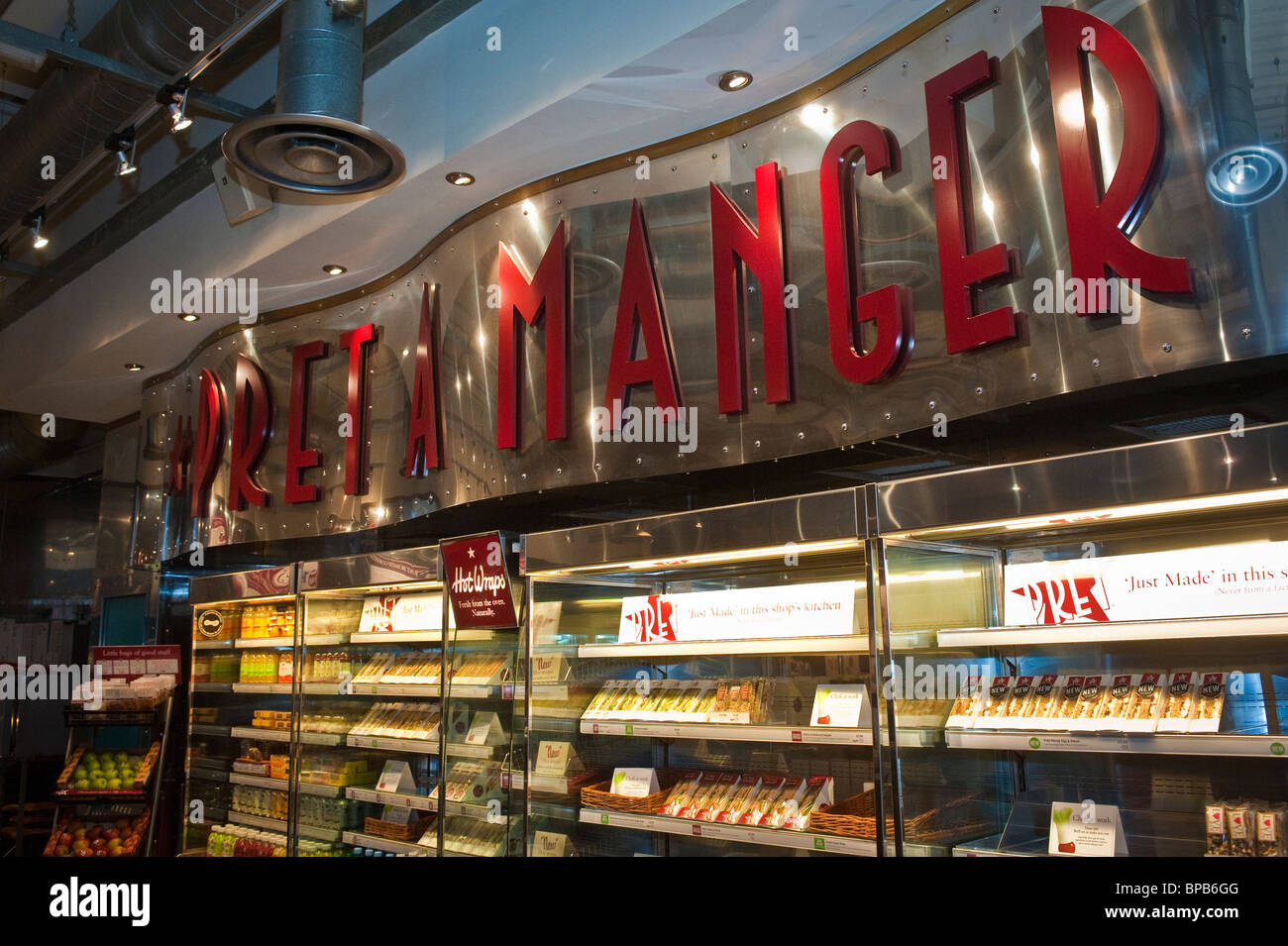 Display of products at 'Pret A Manger 'cafe Stock Photo