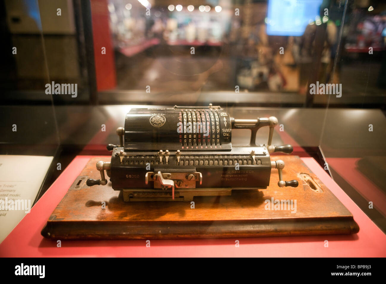 A German pre-electronic mechanical Brunsviga-Midget 'System Trinks' calculator at the Museum of American Finance in New York Stock Photo