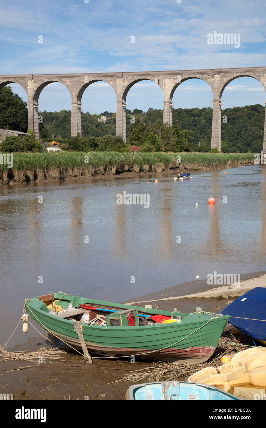 Calstock; railway bridge crossing the river Tamar; Cornwall Stock Photo