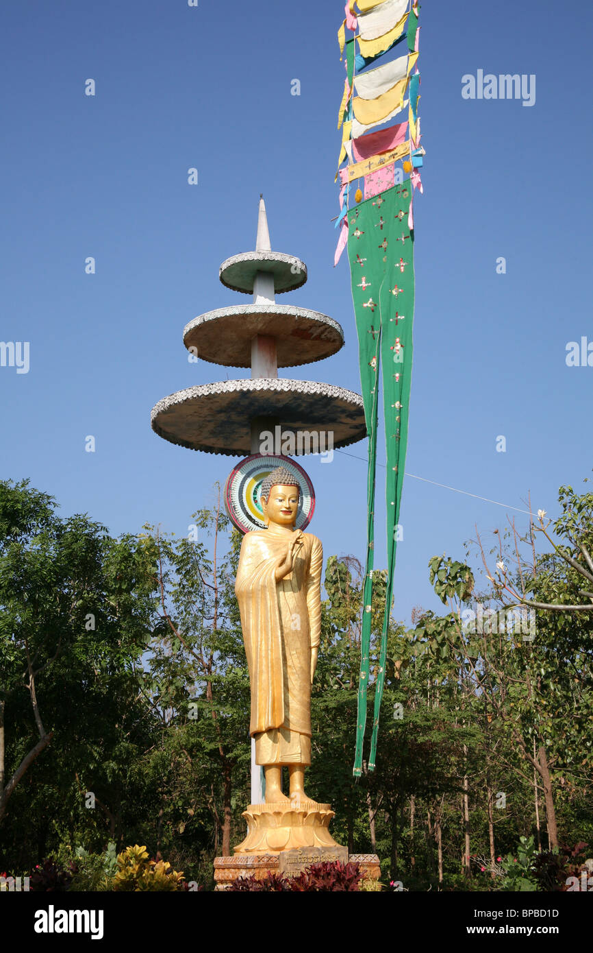 Wat Hanchey at Kampong Cham, Cambodia Stock Photo Alamy