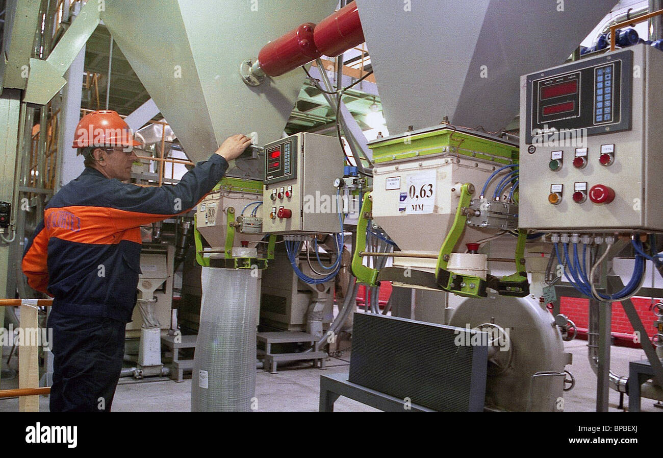 Physical Recycling High Resolution Stock Photography and Images Alamy