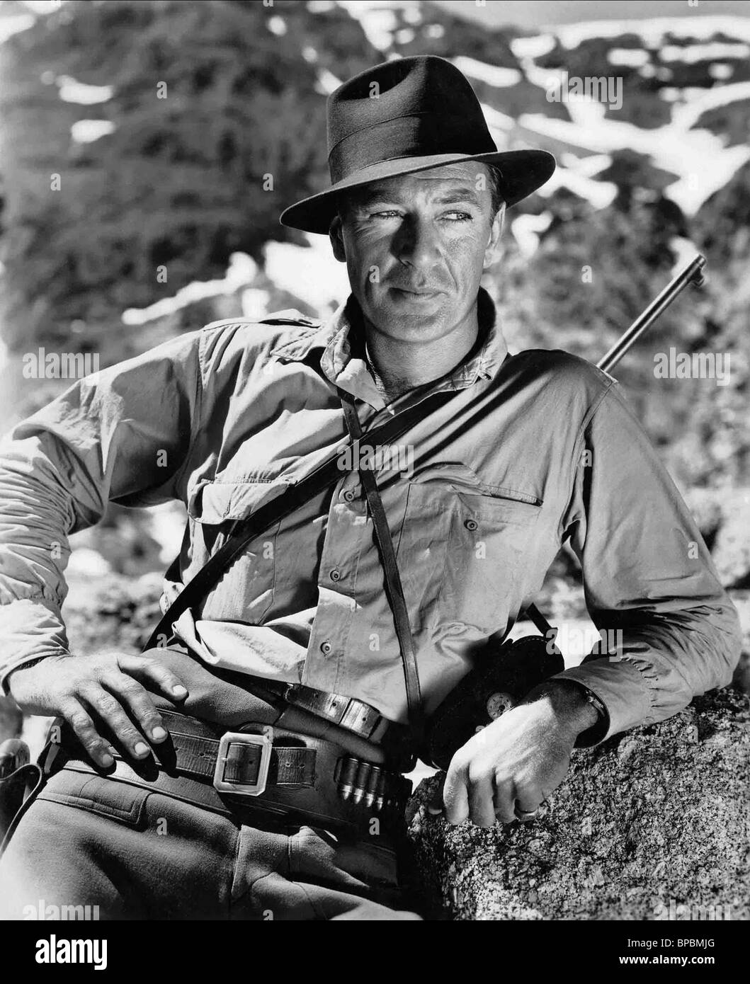 GARY COOPER FOR WHOM THE BELL TOLLS (1943 Stock Photo - Alamy