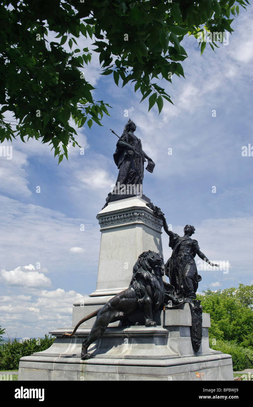 Statue on parliament hill ottawa hires stock photography and images