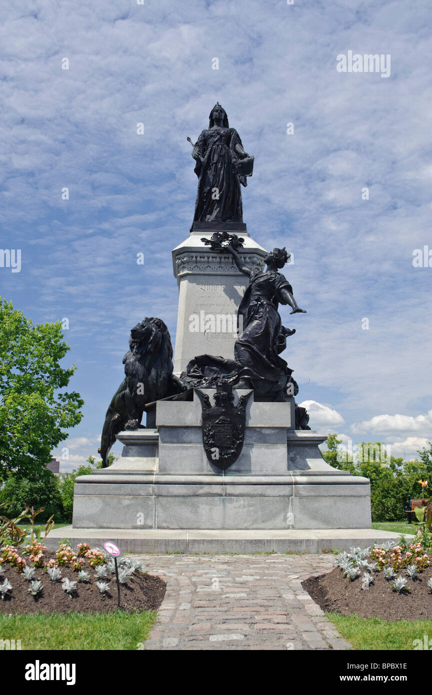 Statue on parliament hill ottawa hires stock photography and images