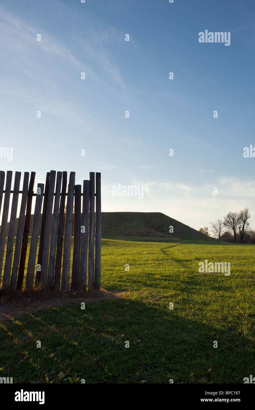 Monks Mound with wooden stockade at Cahokia Mounds State Historic Site, Illinois, USA. Stock Photo
