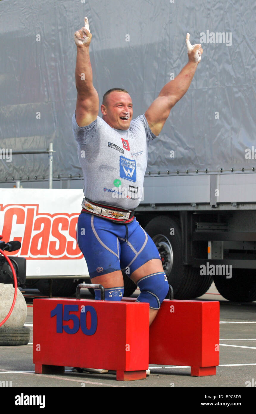 Worlds Strongest Man High Resolution Stock Photography and Images Alamy