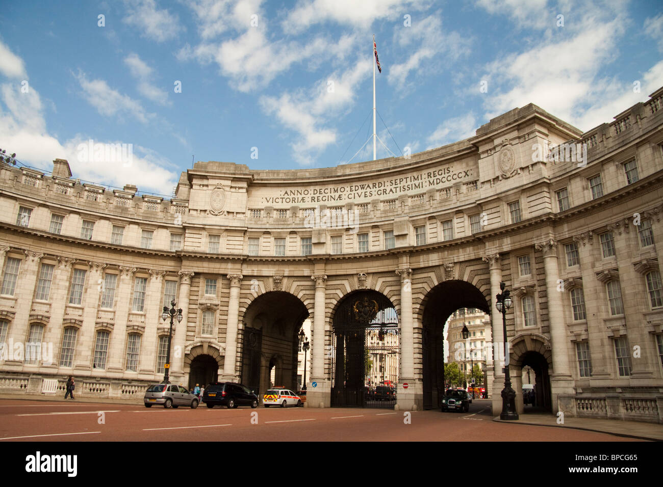 Admiralty Arch, London, England, UK Stock Photo - Alamy