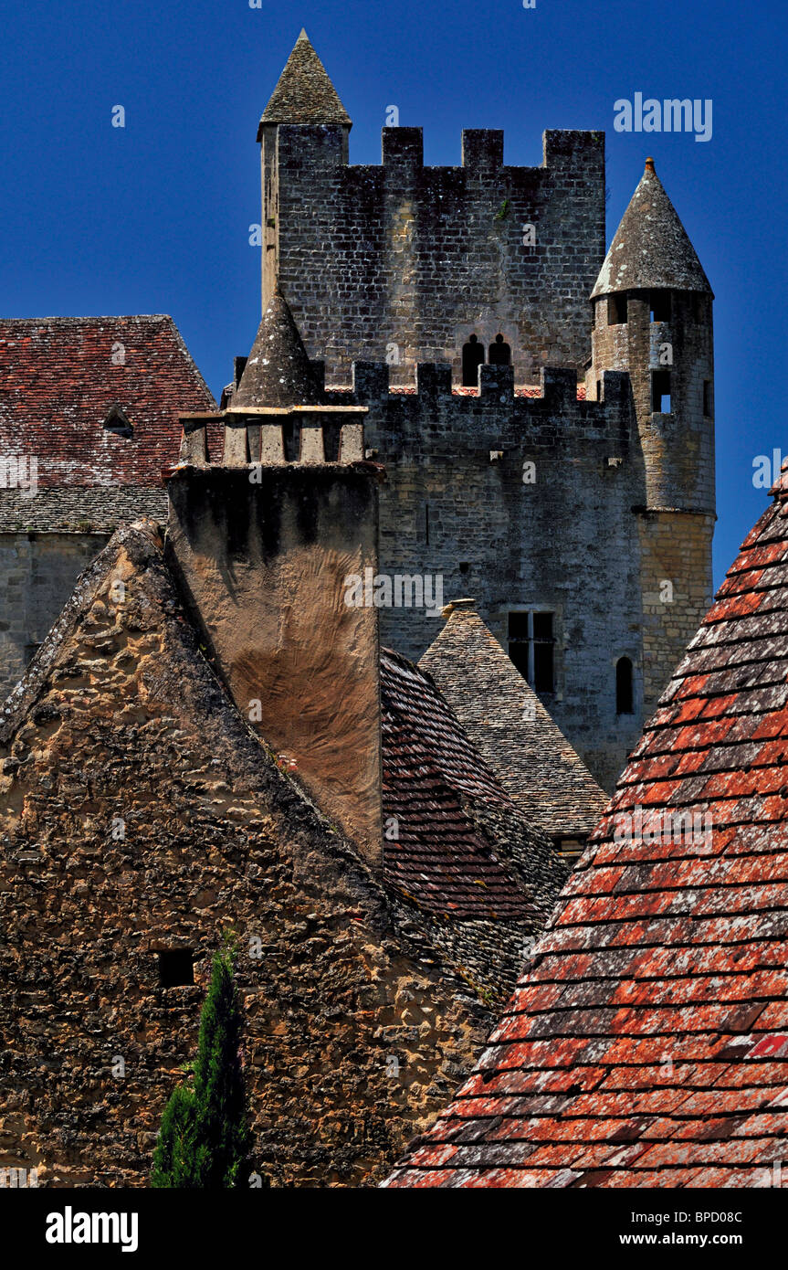 France: Detail of houses and castle in the historic village of Beynac Stock Photo