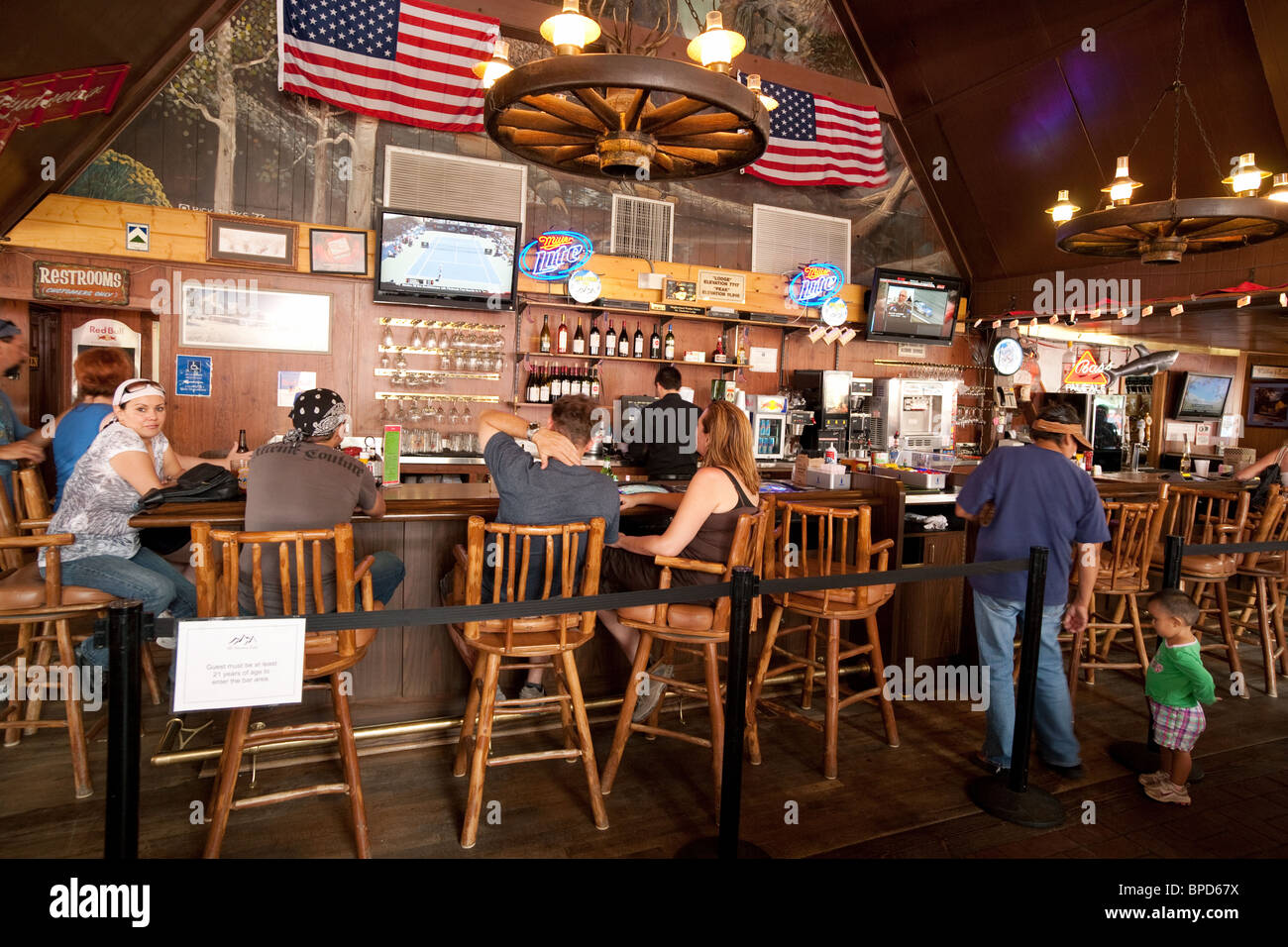 People Drinking At Mount Charleston Lodge Mt Charleston Near Las