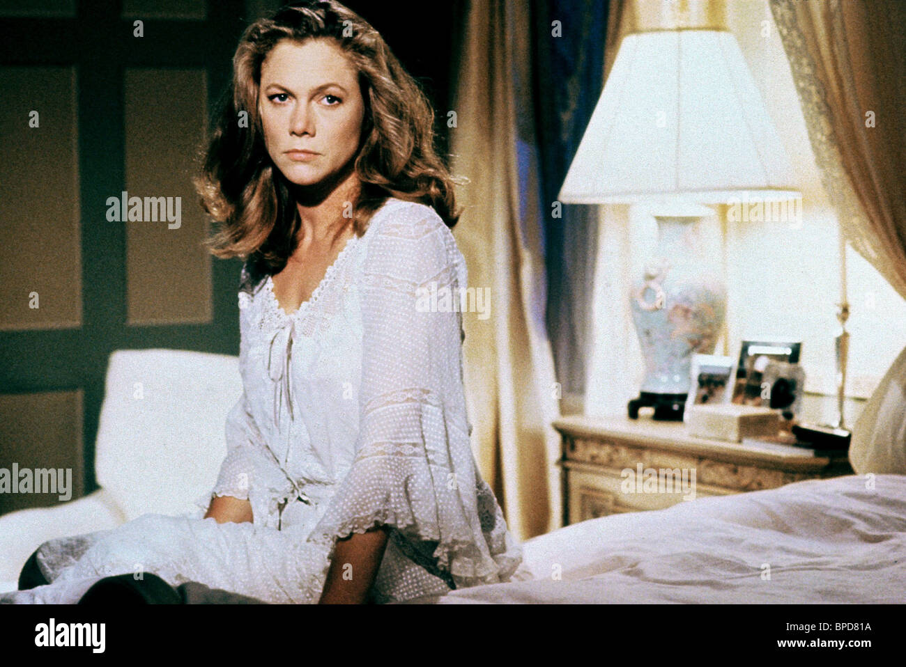 War Roses High Resolution Stock Photography and Images - Alamy