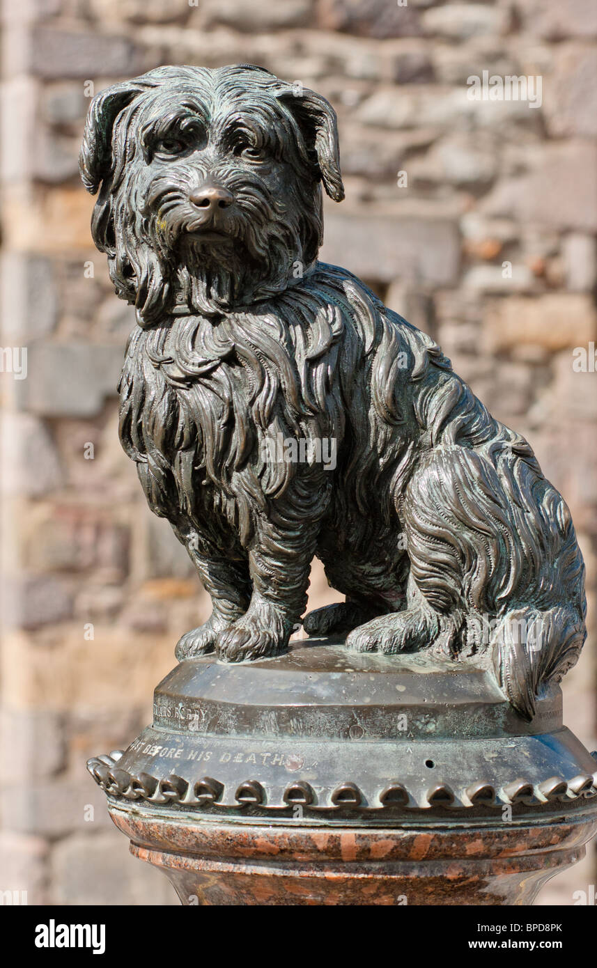 Edinburgh's landmark statue of the famous Greyfriers Bobby dog. Scotland. Stock Photo