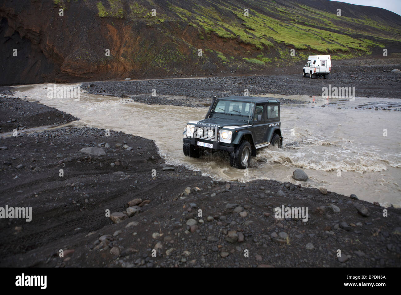 White land rover defender 130 hi-res stock photography and images - Alamy