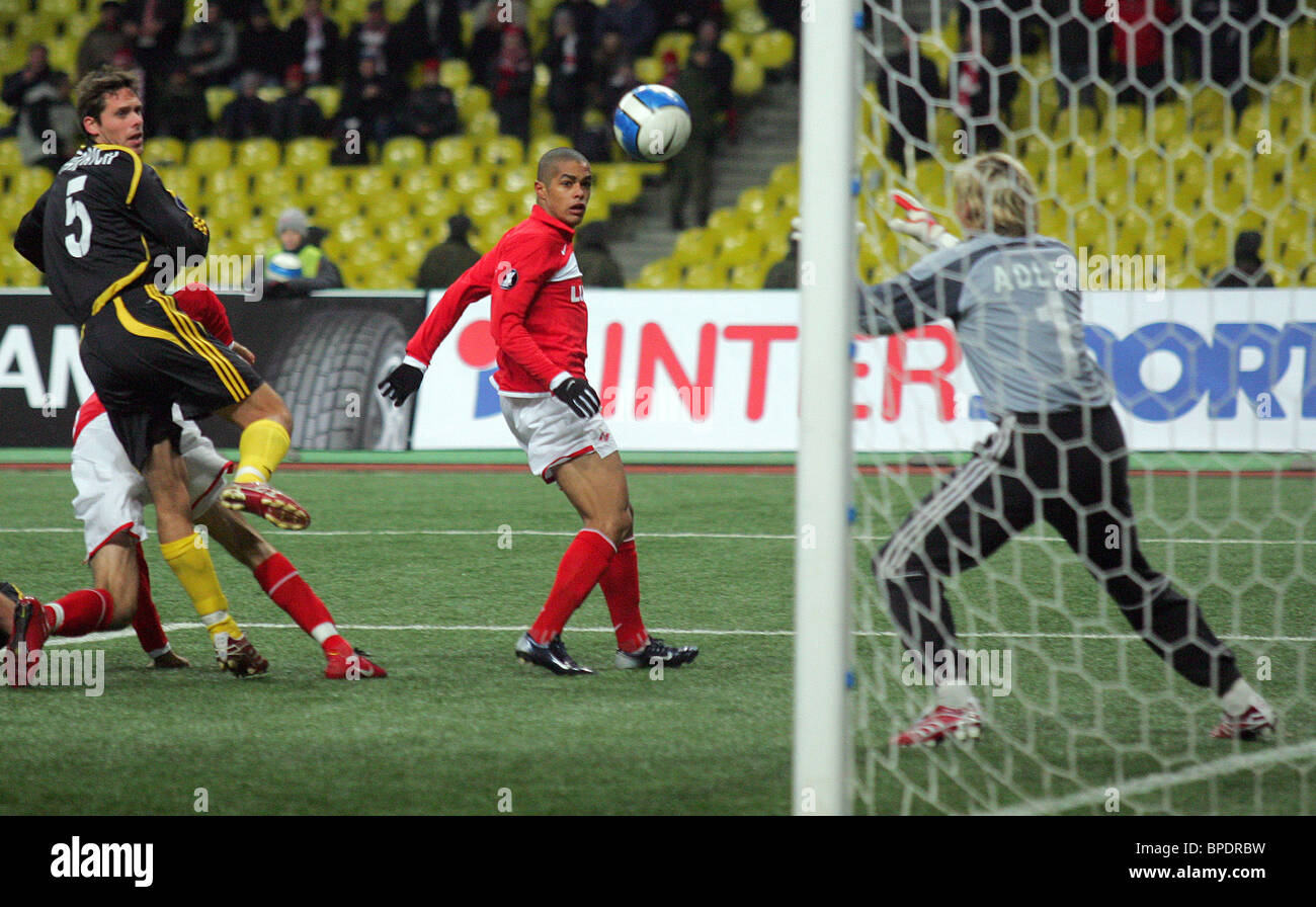 Bayer Leverkusen Goalkeeper High Resolution Stock Photography and