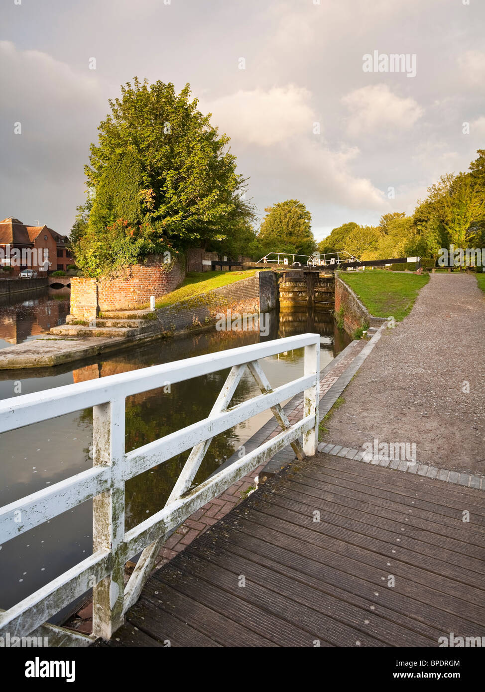 West Mills Lock on Kennet and Avon Canal Newbury Berkshire UK Stock Photo