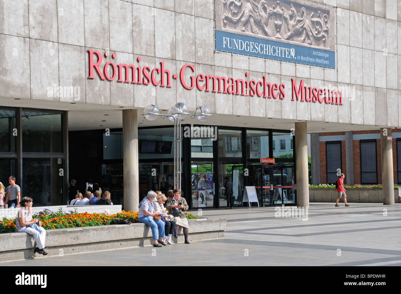 Cologne / Koln, Nordrhein-Westfalen, Germany. Romisch-Germanisches Museum next to the cathedral Stock Photo
