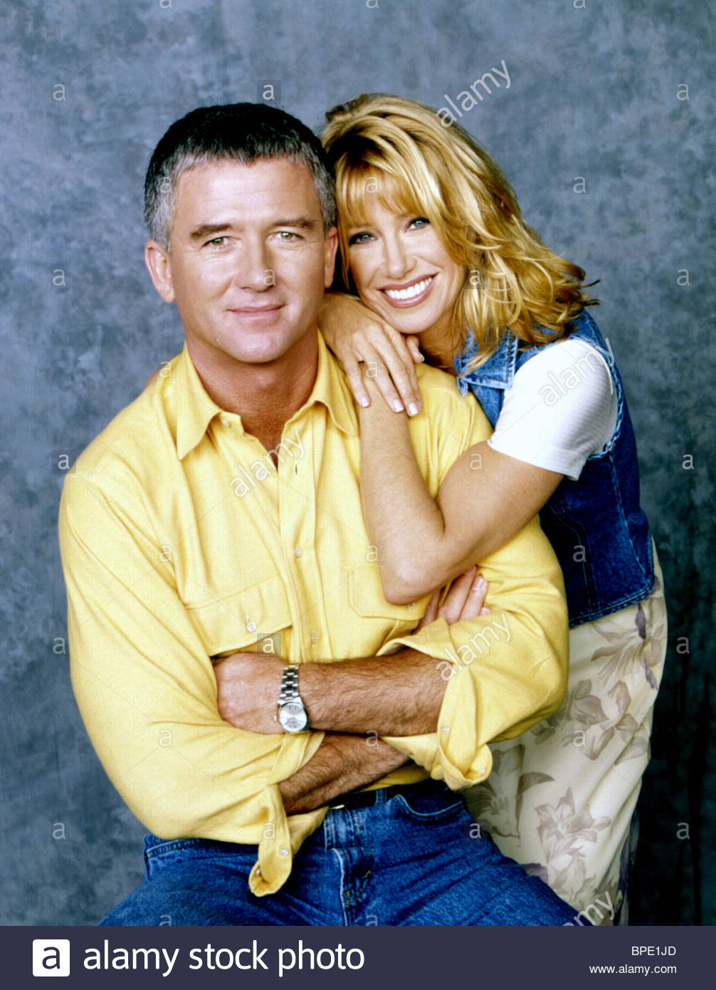 PATRICK DUFFY, SUZANNE SOMERS, STEP BY STEP, 1991 Stock Photo - Alamy