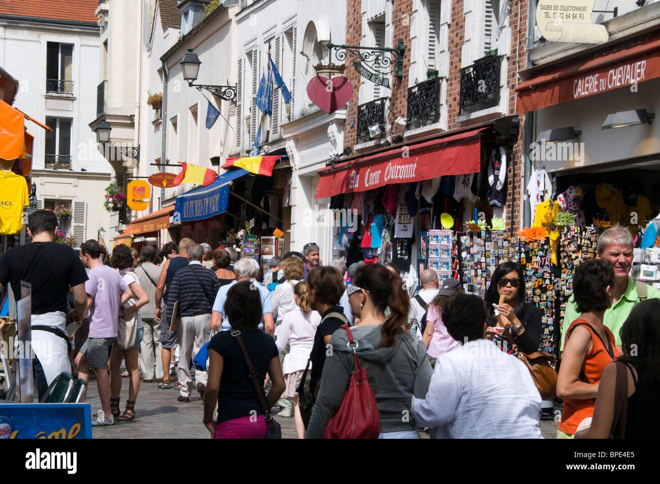 Tourists in Paris Stock Photo - Alamy