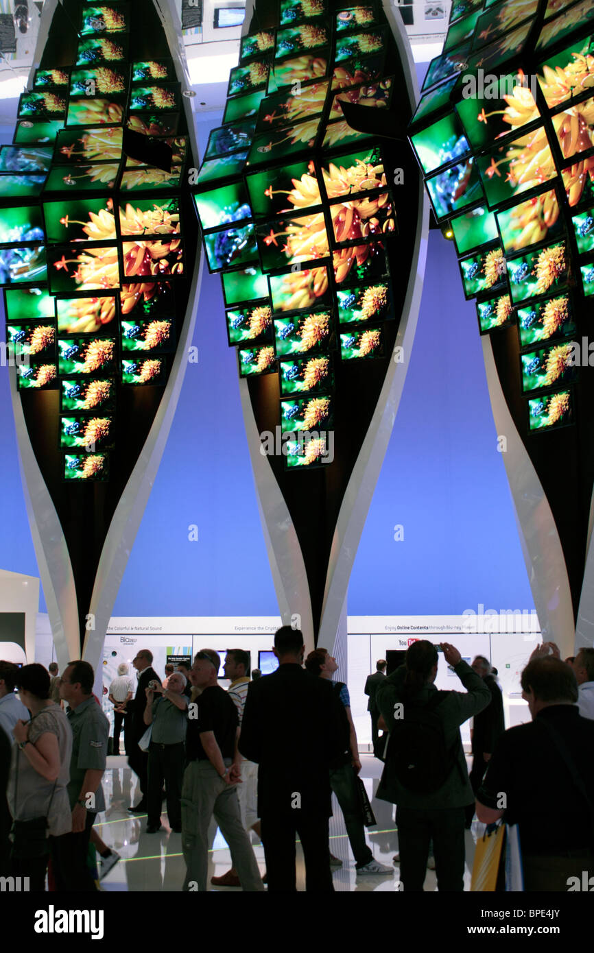 Berlin, IFA, Consumer Electronics Unlimited, flat screens in an artistic installation with a large mirror in the ceiling,Samsung Stock Photo