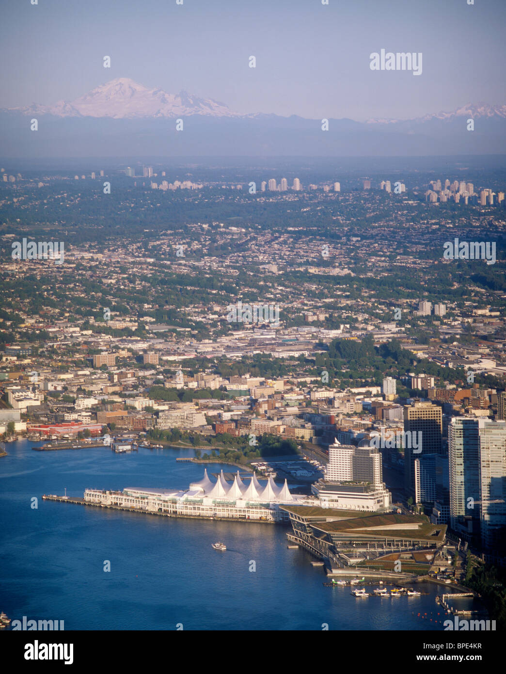Canada Place, Cruise Ship Terminal, Convention Center, Coal Harbour, Flaot Planes, Port of Vancouver Stock Photo