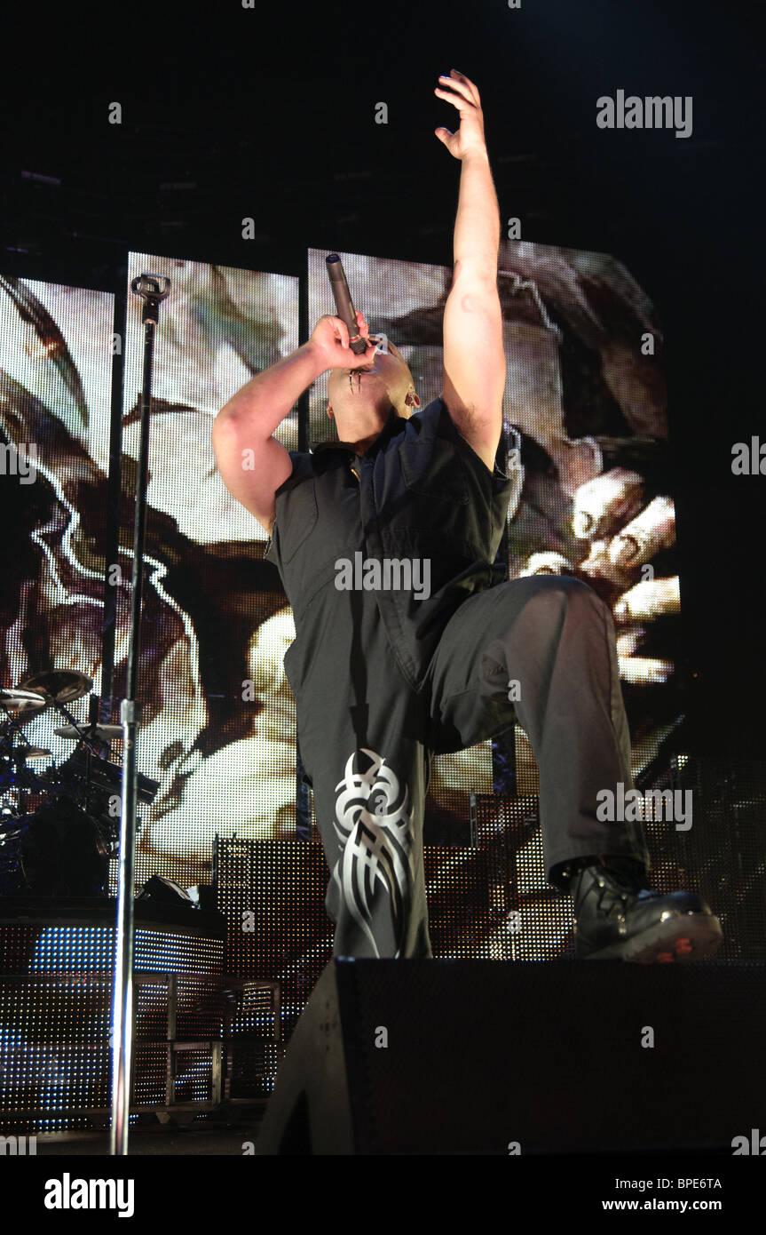 Disturbed's David Draiman performing during the Rockstar Uproar Tour at Nationwide Arena in Columbus, Ohio Stock Photo