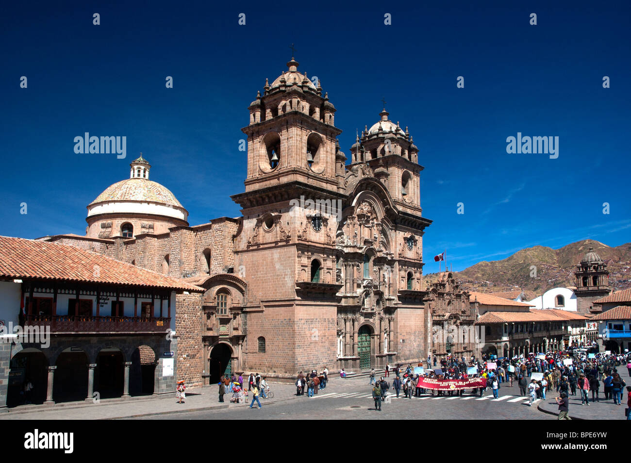 Iglesia de La Compania, dominates Plaza de Armas, or Mayors Plaza, in the center of Cusco, Peru. Stock Photo