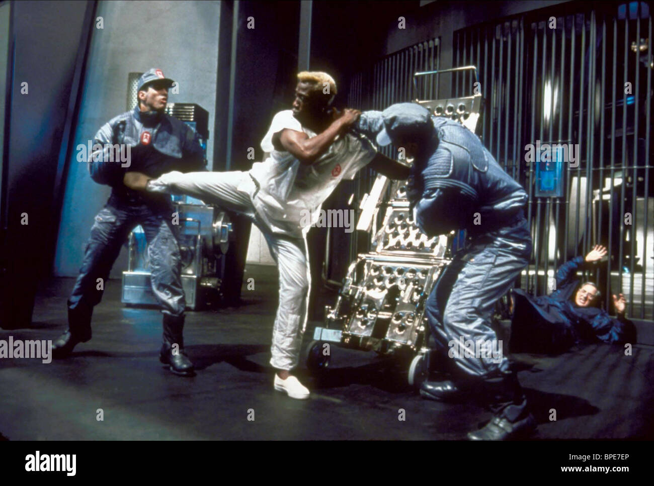 download wesley snipes demolition man download wesley snipes demolition man
