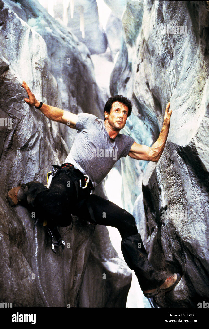 SYLVESTER STALLONE CLIFFHANGER (1993 Stock Photo - Alamy