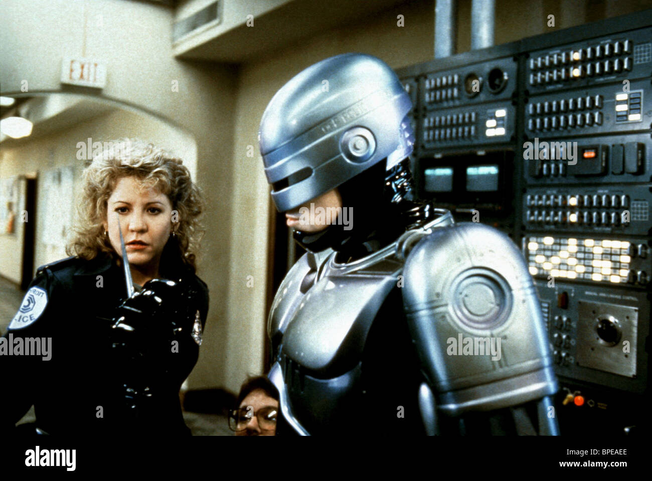 Nancy Allen Robert Burke Robocop 3 1993 Stock Photo Alamy