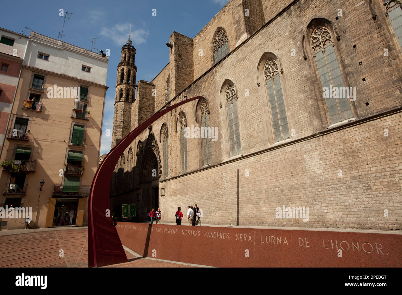 Barcelona Basilica Santa Maria del Mar, Fossar de les Moreres (Mulberry Graveyard) Stock Photo