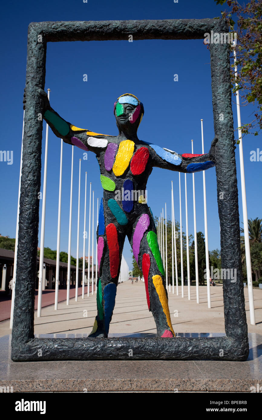 Barcelona sculpture in the Vila Olimpica Stock Photo Alamy