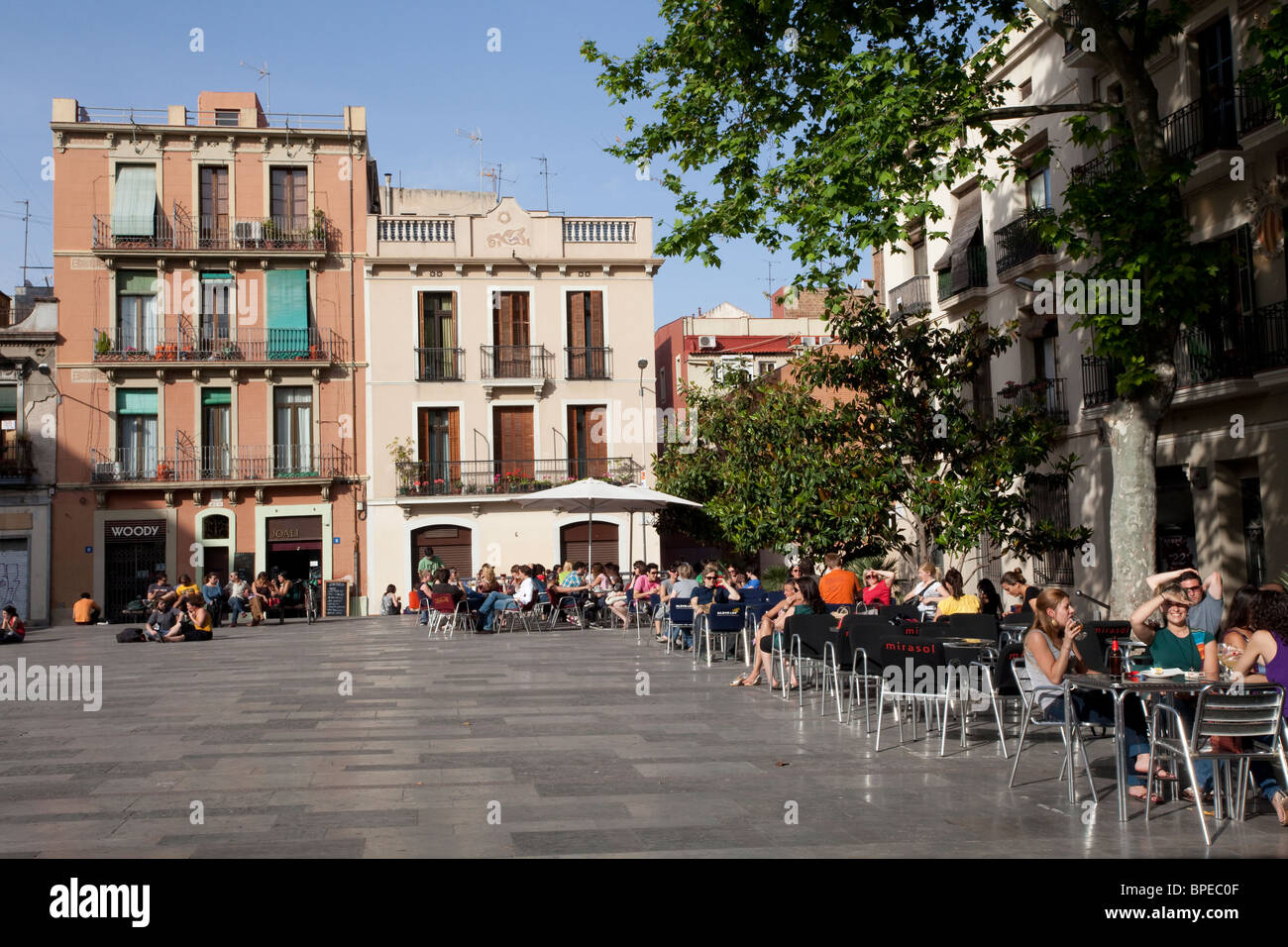Barcelona Gracia Plaça del Sol Stock Photo - Alamy