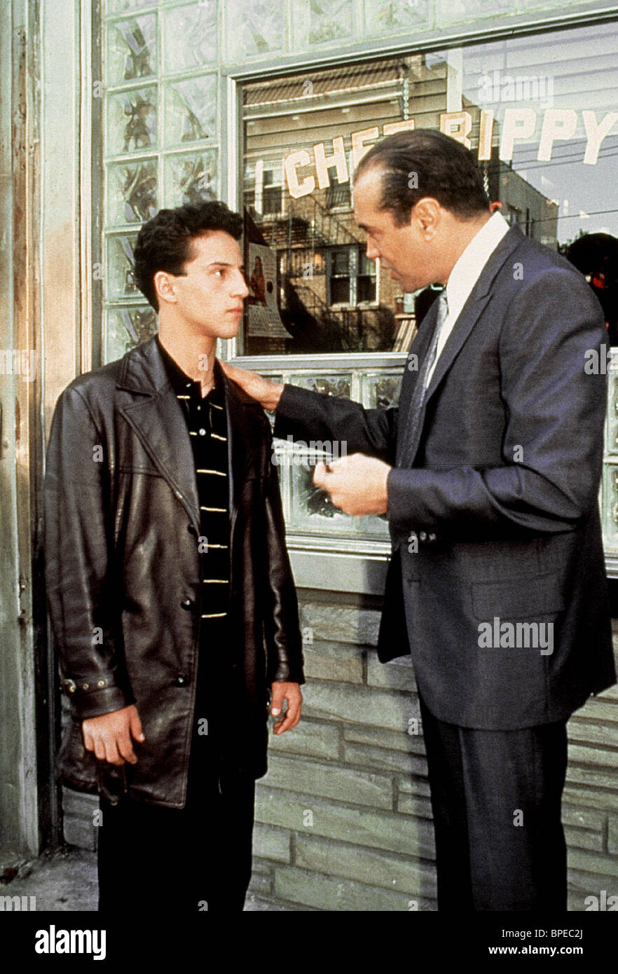 LILLO BRANCATO, CHAZZ PALMINTERI, A BRONX TALE, 1993 Stock Photo - Alamy