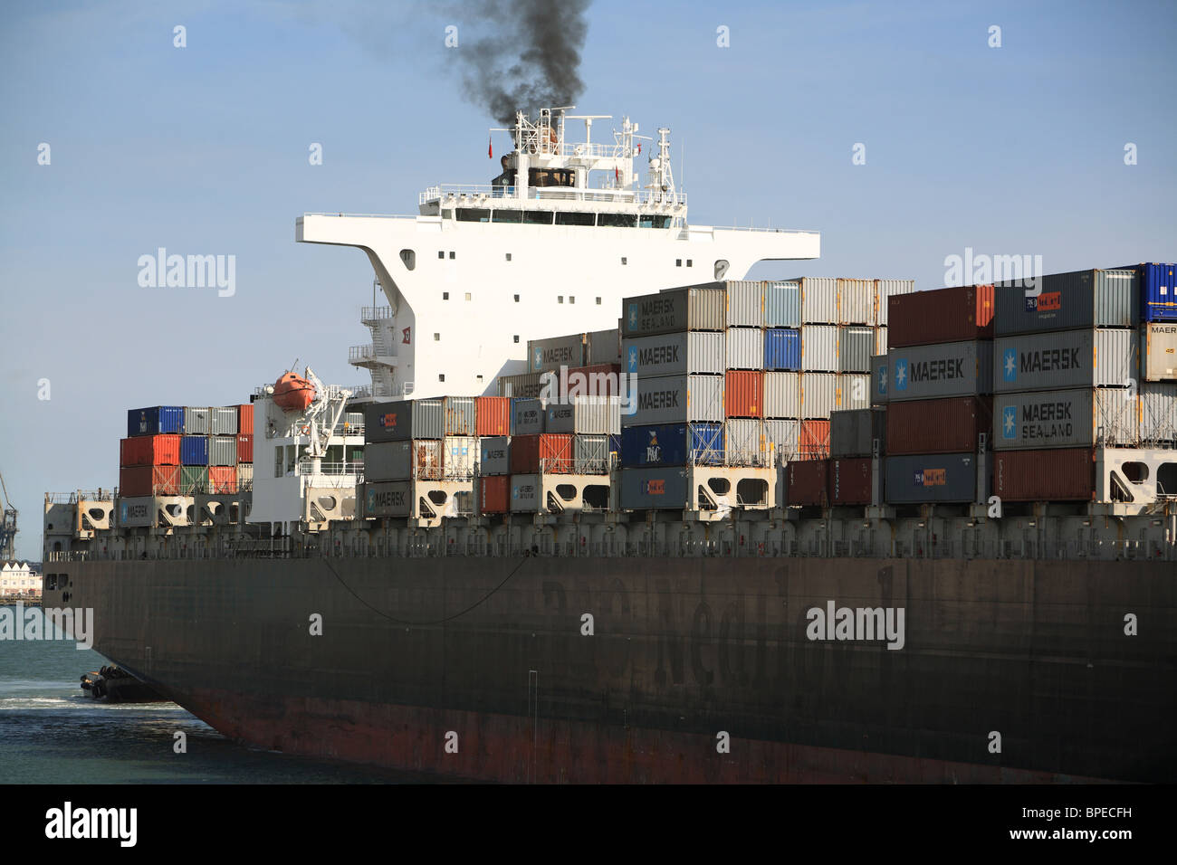 "Maersk Sarnia" container ship arriving Southampton container berth