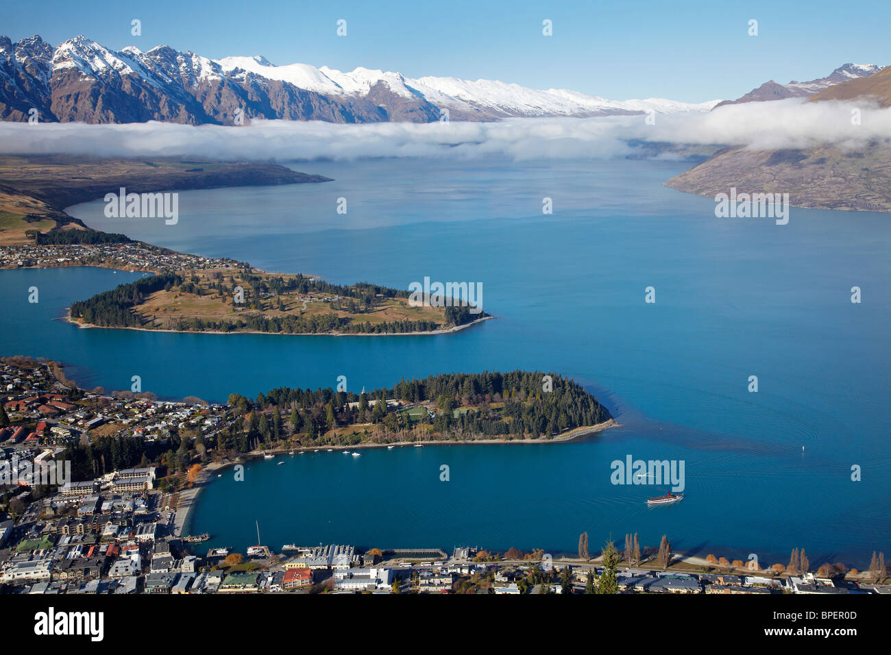 Queenstown new zealand lake hi-res stock photography and images - Alamy