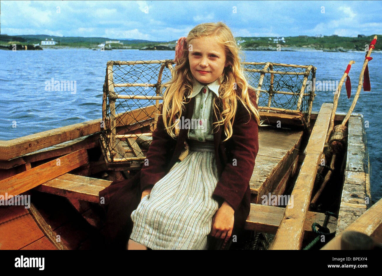 JENI COURTNEY THE SECRET OF ROAN INISH (1994 Stock Photo 31061272 Alamy