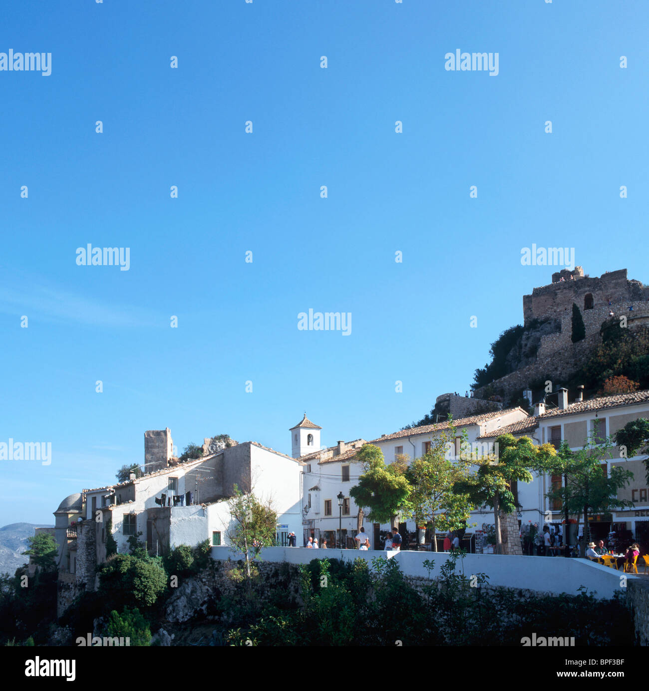 Moorish mountaintop village of Guadalest, near Benidorm, Costa Blanca, Spain Stock Photo