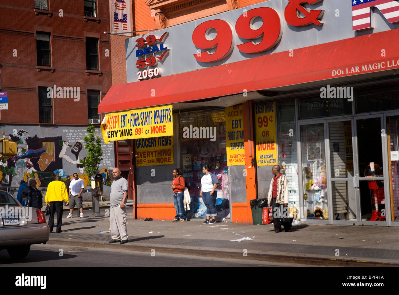 99 cents shop in east Harlem New York City Stock Photo