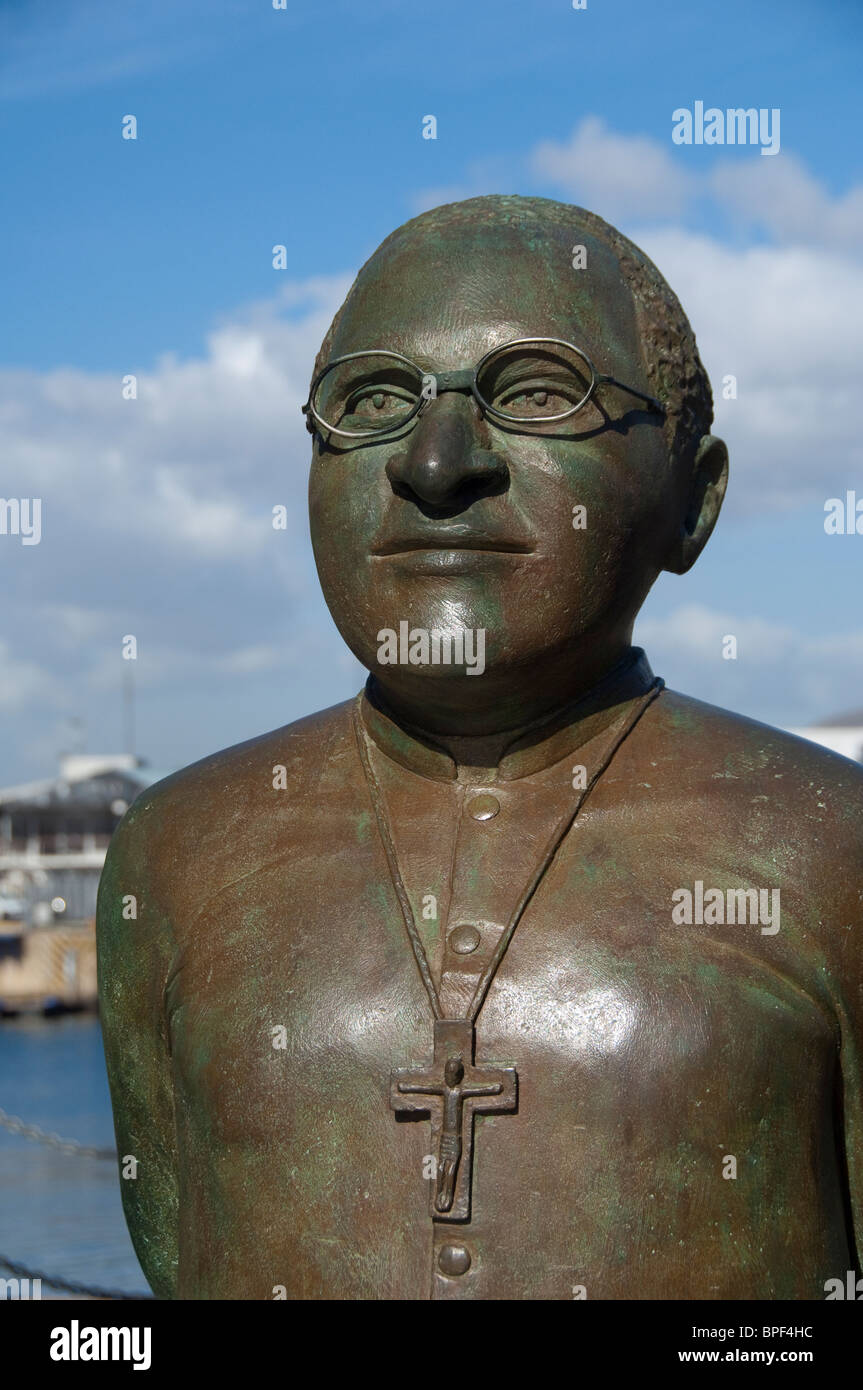 Cape town waterfront statues hires stock photography and images Alamy