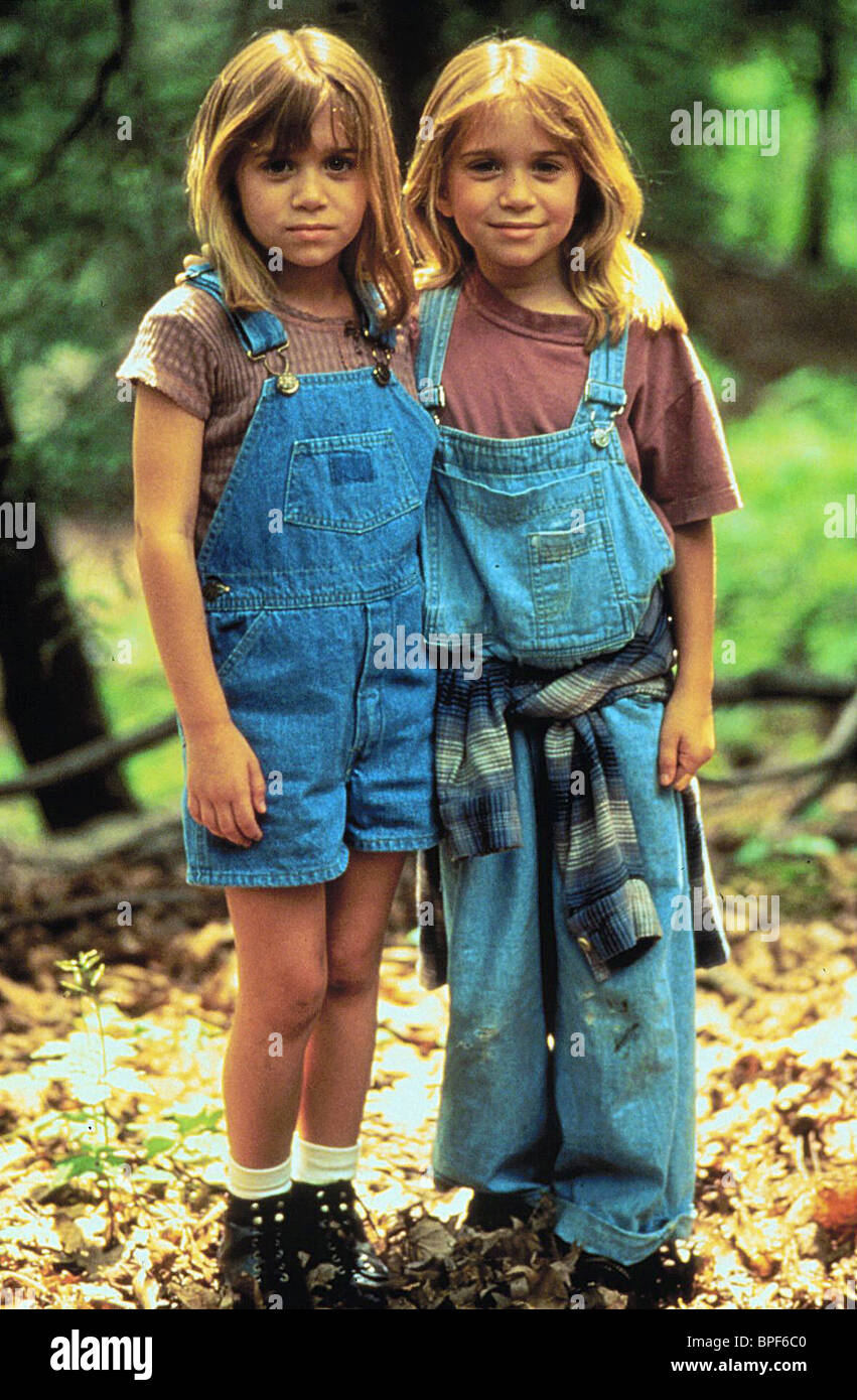 Mary Kate Olsen Ashley Olsen It Takes Two Me My Shadow 1995 Stock Photo Alamy