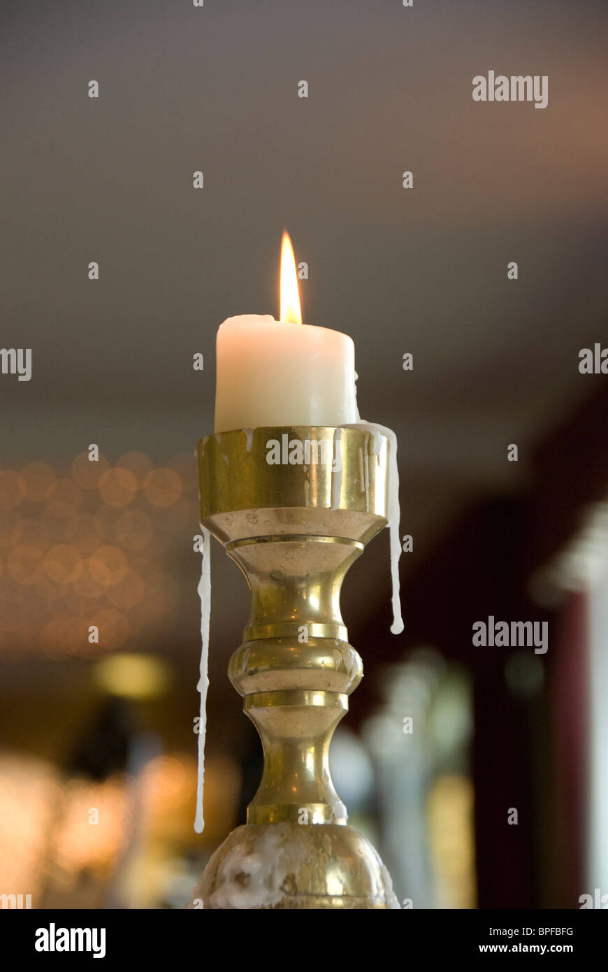 Gold candle stand hires stock photography and images Alamy
